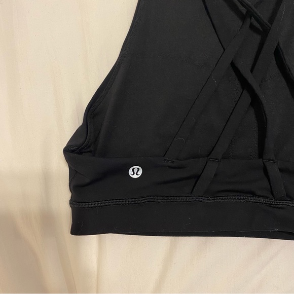 Lululemon bleach high neck sports bra - size 6 - Picture 3 of 3
